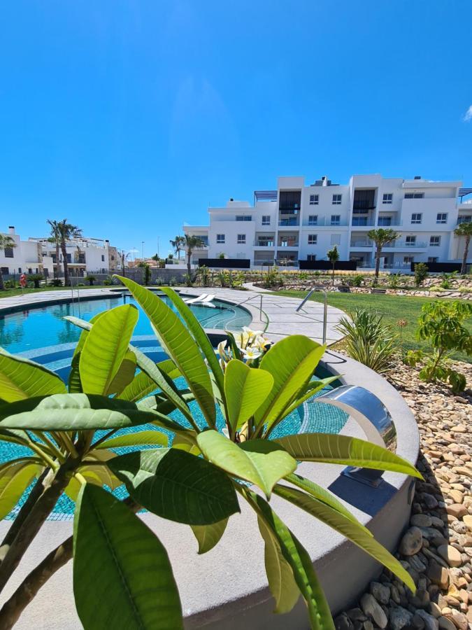 Residence Bali Torrevieja Exterior photo